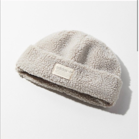 Nwt Adidas Womens Originals Nova Beanie 